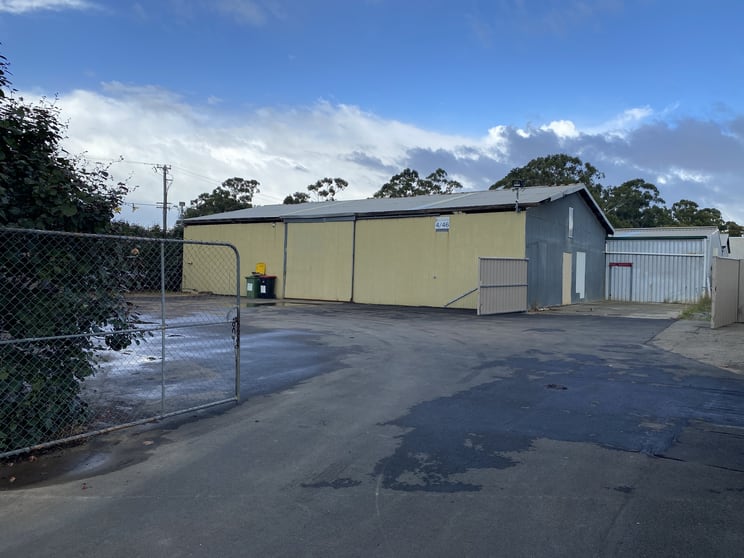 Click to view all images 4/46 Owen Road Kelmscott WA 6111 - Image 1