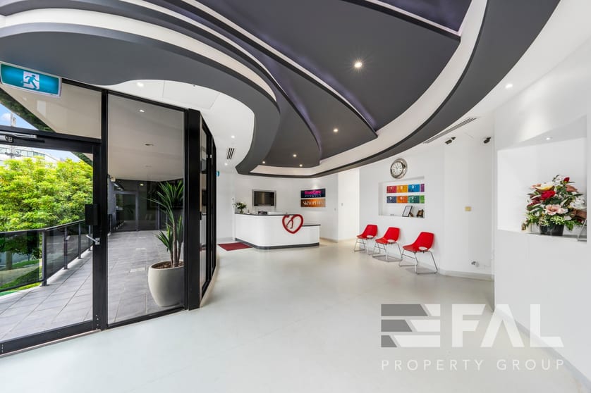 Unit 1/10 Paxton Street Springwood QLD 4127 - Image 3