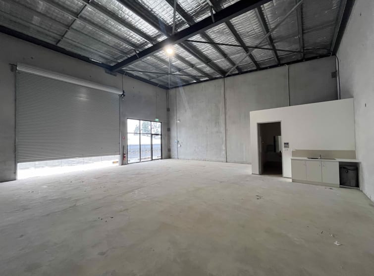 Click to view all images Unit 3, 267 Vincent Street Cessnock NSW 2325 - Image 2