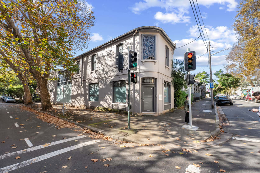 Click to view all images 108 Cathedral St Woolloomooloo NSW 2011 - Image 1