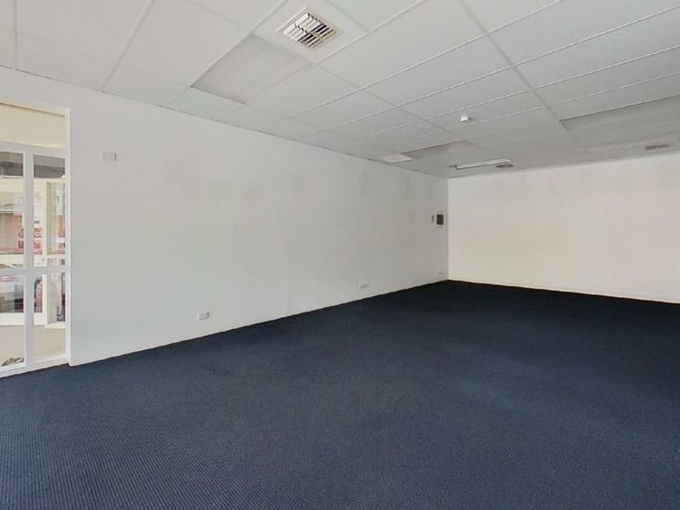 Click to view all images 31c Hutchinson Street Mount Barker SA 5251 - Image 3