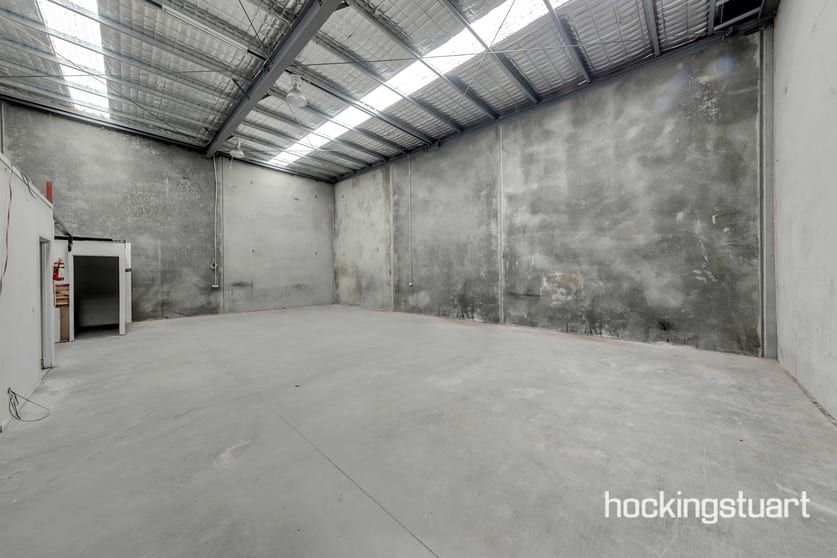 Click to view all images 10/59-61 Miller Street Epping VIC 3076 - Image 2
