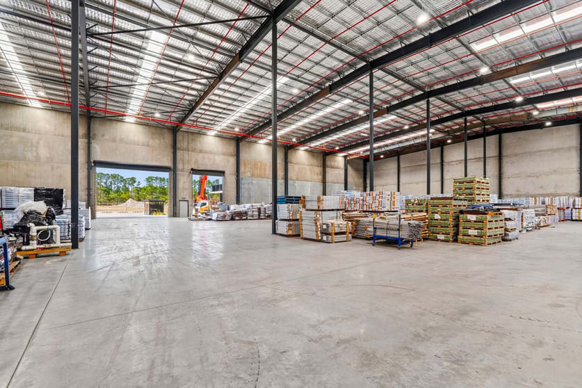 Click to view all images 3/114-116 Fred Chaplin Circuit Corbould Park QLD 4551 - Image 2