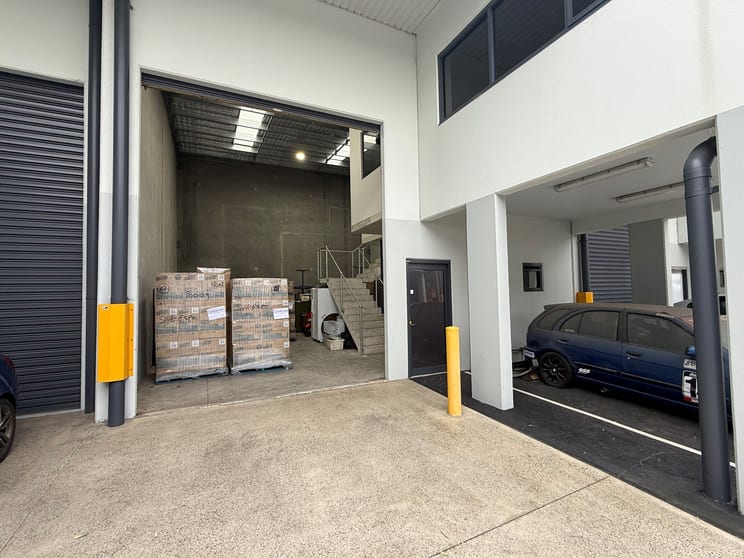 Click to view all images 7/29 Wurrook Circuit Caringbah NSW 2229 - Image 3