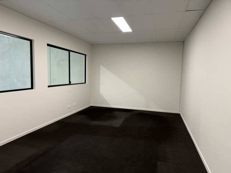 Click to view all images 2/214-224 Lahrs Road Ormeau QLD 4208 - Image 3