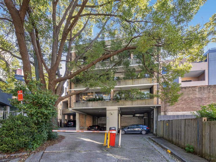Click to view all images Unit 7/9 - 11 Myrtle Street North Sydney NSW 2060 - Image 2