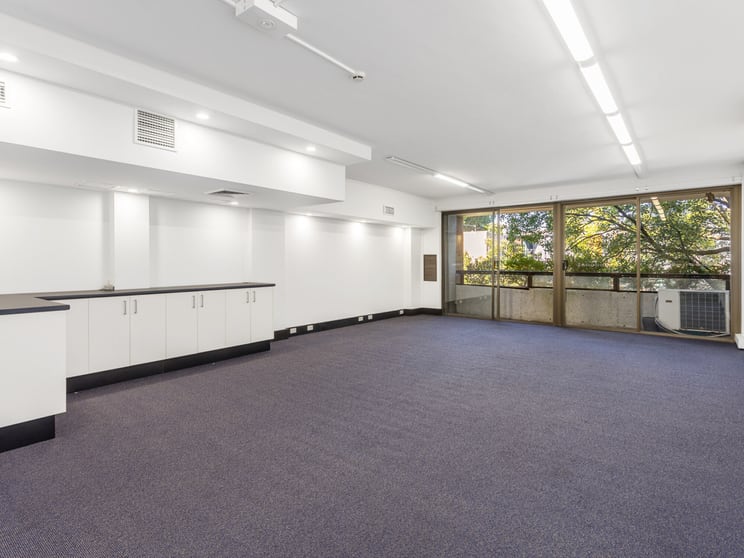 Click to view all images Unit 7/9 - 11 Myrtle Street North Sydney NSW 2060 - Image 3