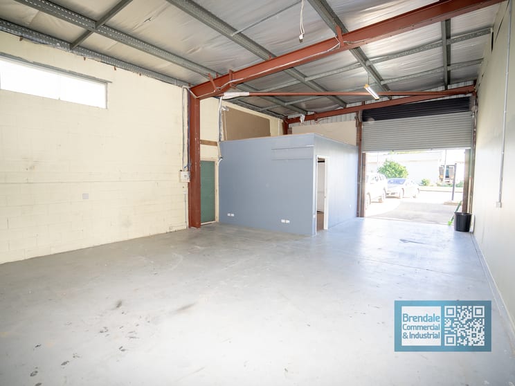 Click to view all images Lawnton QLD 4501 - Image 2