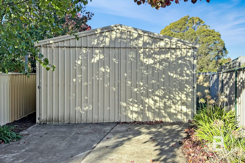 Click to view all images 25a Havlin Street East Kennington VIC 3550 - Image 2
