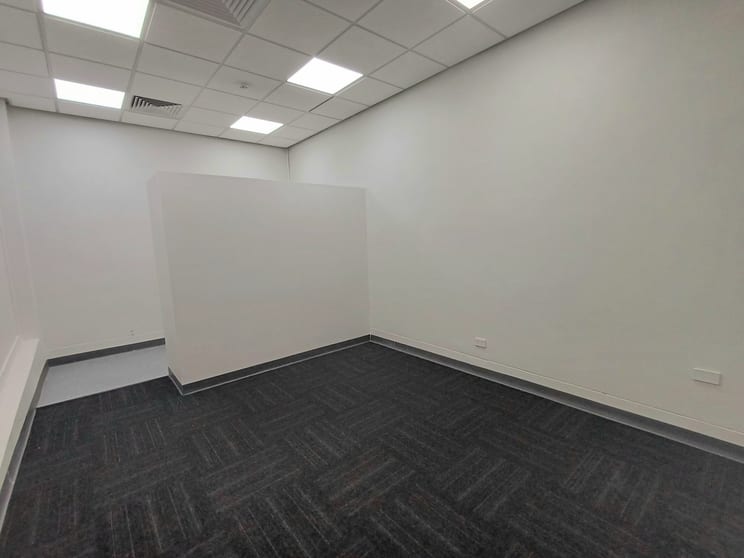 Suite 5/13 Cavenagh Street Darwin City NT 0800 - Image 3