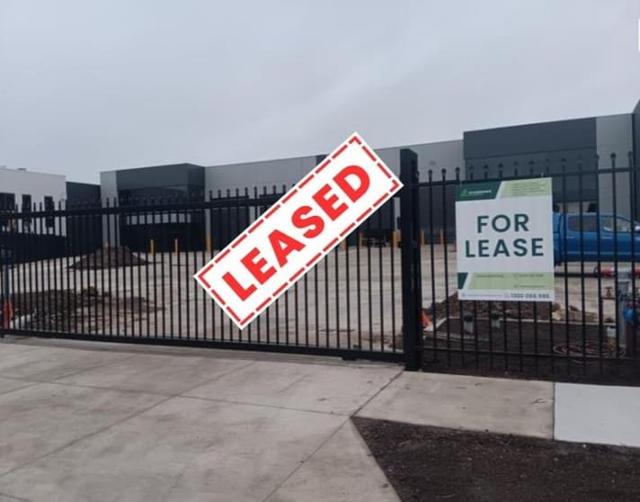Click to view all images 15 & 15A Poa Court Craigieburn VIC 3064 - Image 1