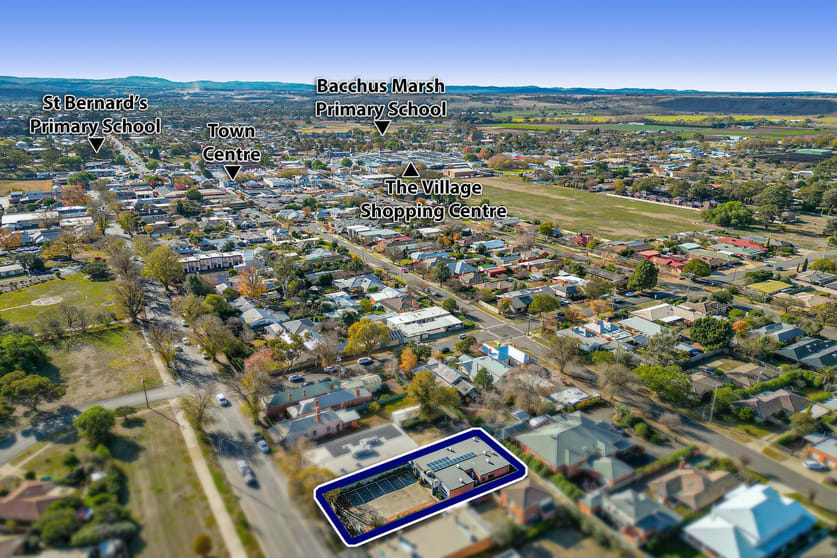 Click to view all images 54 Grant Street Bacchus Marsh VIC 3340 - Image 3