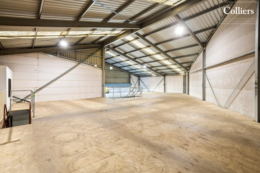Click to view all images Bay 3/10 Doyle Avenue Unanderra NSW 2526 - Image 2