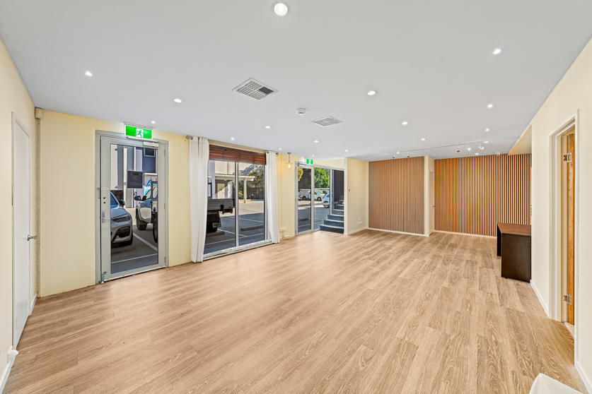 5/17 Morrison Close Mansfield QLD 4122 - Image 3