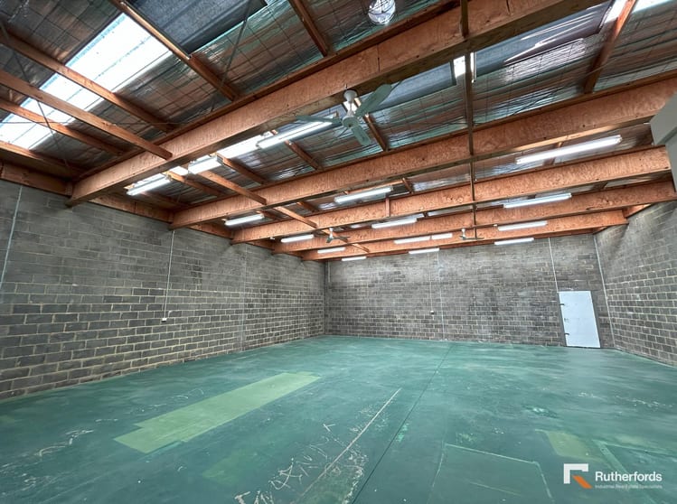 Click to view all images 7 Laurel Street Whittlesea VIC 3757 - Image 3