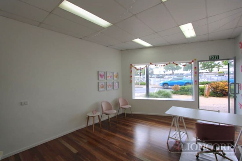Click to view all images Carina QLD 4152 - Image 2