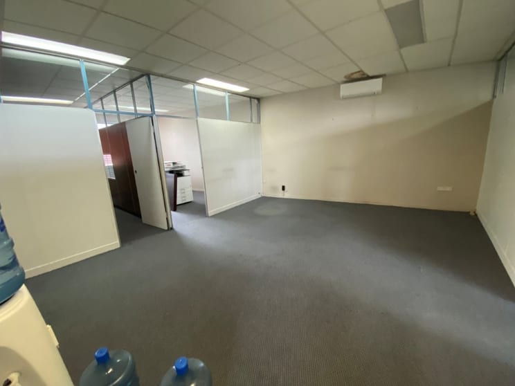 Click to view all images Suite 3/20 Old Northern Road Baulkham Hills NSW 2153 - Image 3