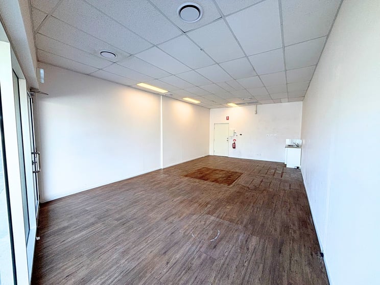 Click to view all images 21/97 Kennedy Drive Tweed Heads NSW 2485 - Image 3