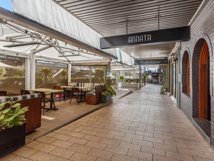 Click to view all images 69 Willoughby Road Crows Nest NSW 2065 - Image 1