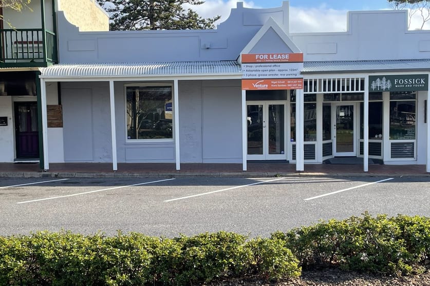Click to view all images 1/11 Railway Terrace Goolwa SA 5214 - Image 2