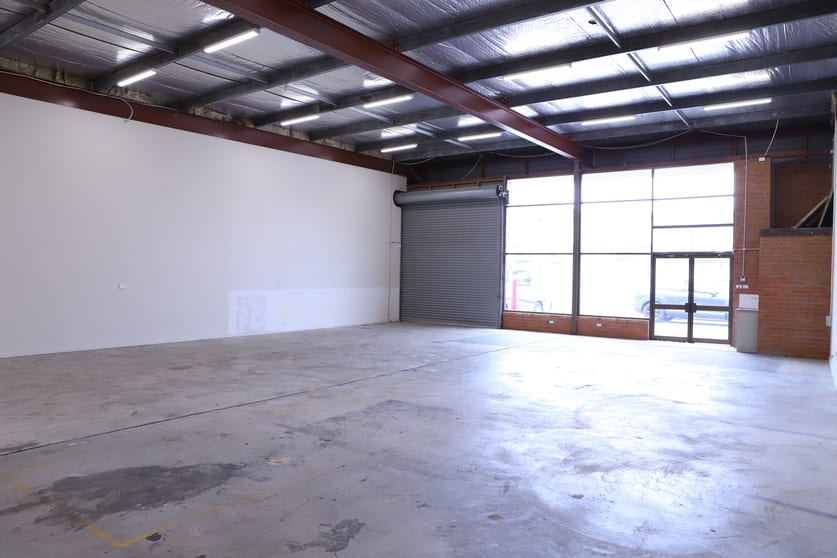 Click to view all images 2/168-170 Gladstone Fyshwick ACT 2609 - Image 3