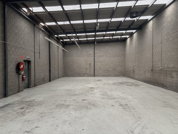 2/42 Industrial Drive Braeside VIC 3195 - Image 3
