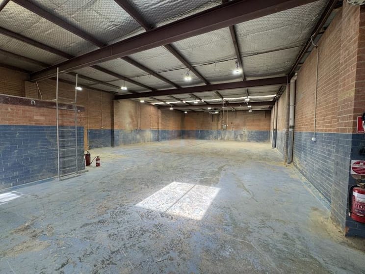 Click to view all images Unit 8/70A Christian Road Punchbowl NSW 2196 - Image 3
