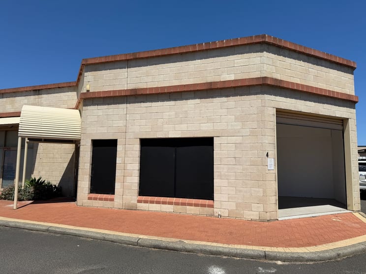 4/17 Bussell Highway West Busselton WA 6280 - Image 2