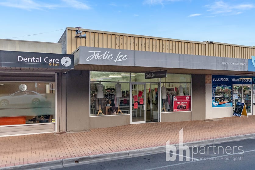Click to view all images 22 Wilson Street Berri SA 5343 - Image 1