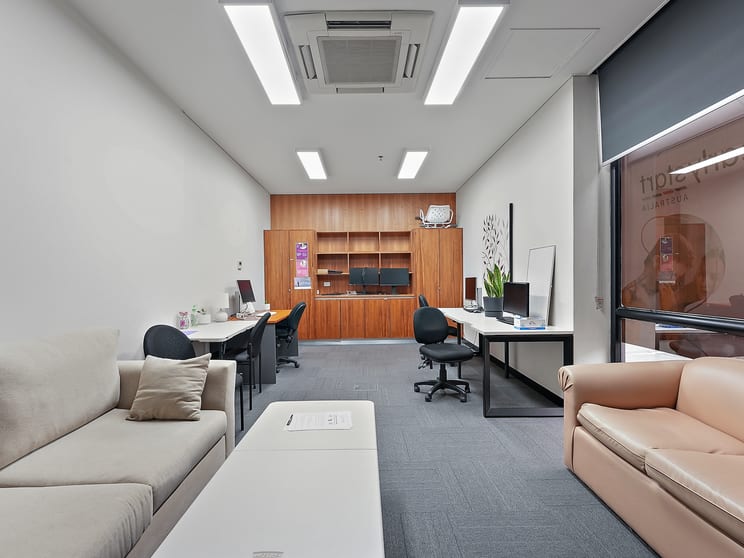 Click to view all images 1a 67-75 Paterson street Launceston TAS 7250 - Image 2