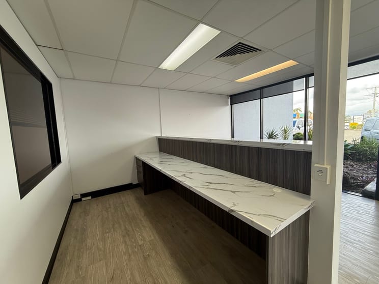 Click to view all images GF Suite 2/10 Welch Street Underwood QLD 4119 - Image 3