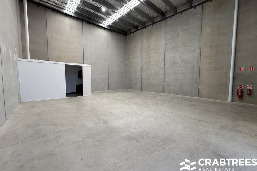 Click to view all images 19/140 Fairbank Road Clayton South VIC 3169 - Image 3