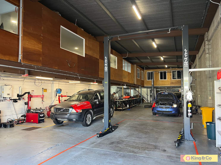Click to view all images 15 Burke Street Woolloongabba QLD 4102 - Image 3