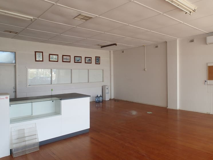 243 Honour Avenue Corowa NSW 2646 - Image 3