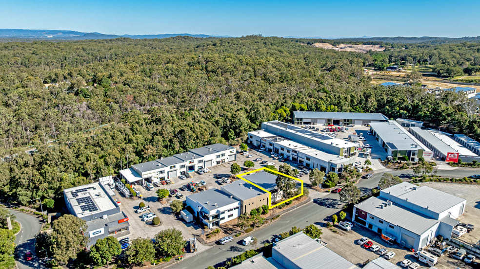 Click to view all images 1/12-20 Daintree Drive Redland Bay QLD 4165 - Image 1