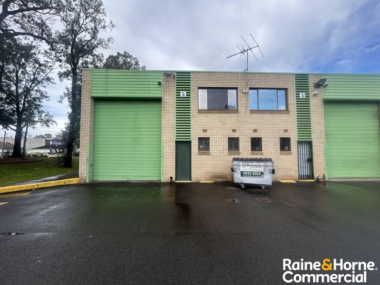Click to view all images Unit 1B/4 Louise Avenue Ingleburn NSW 2565 - Image 1