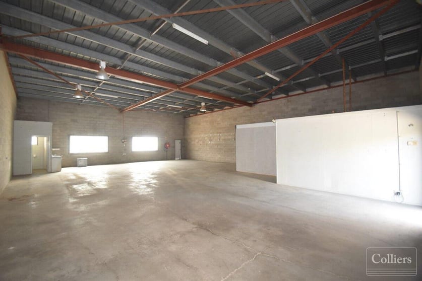 Click to view all images 4/2 Whitehouse Street Garbutt QLD 4814 - Image 2