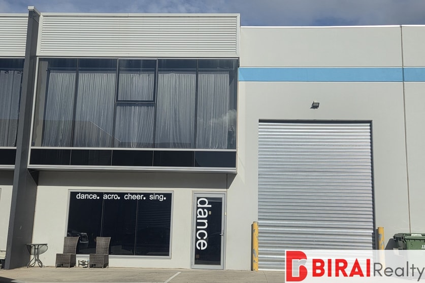 Click to view all images 6/17-21 Baretta Road Ravenhall VIC 3023 - Image 1