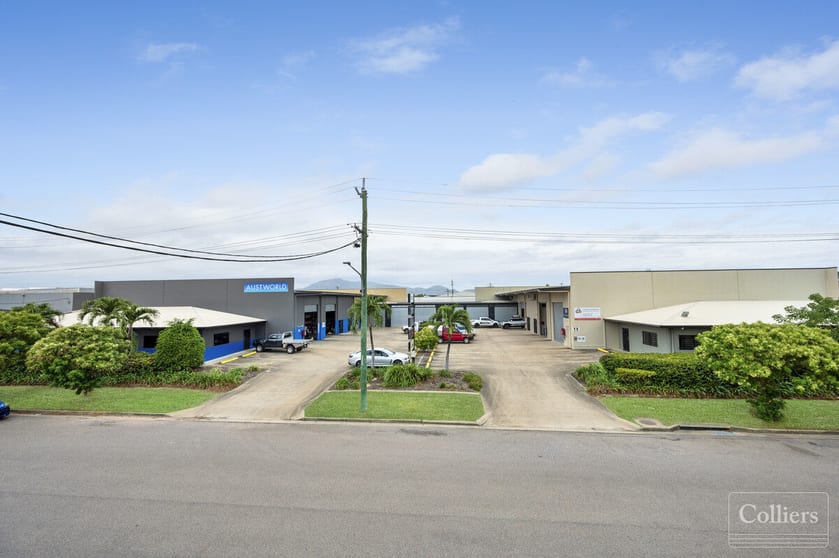 Click to view all images 3/13-19 Civil Road Garbutt QLD 4814 - Image 1