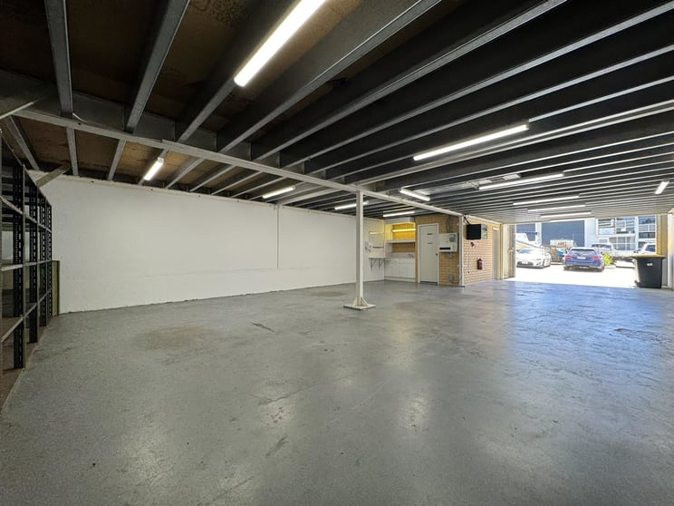 Click to view all images Unit 22/47-51 Lorraine Street Peakhurst NSW 2210 - Image 1
