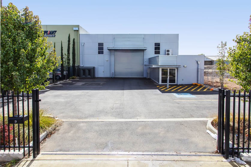 Click to view all images 9 Woodlands Terrace Edwardstown SA 5039 - Image 1
