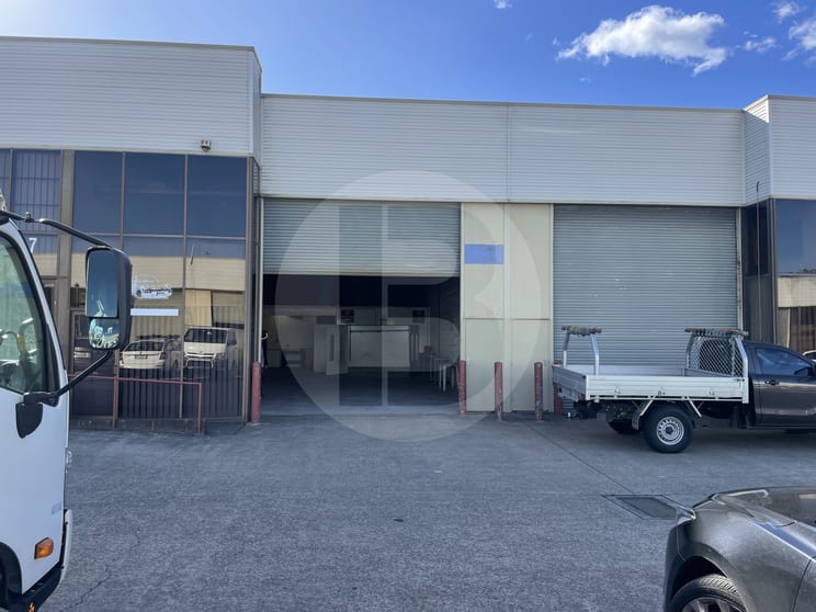 Click to view all images 8/195 PROSPECT HIGHWAY Seven Hills NSW 2147 - Image 2
