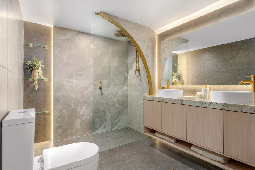 Click to view all images 6/20-22 Expo Court Ashmore QLD 4214 - Image 3