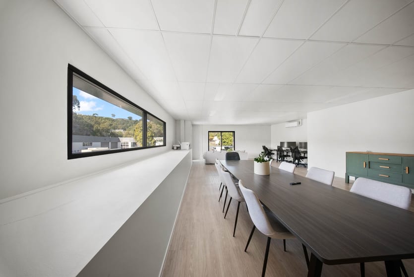 Click to view all images 1/49 Leda Drive Burleigh Heads QLD 4220 - Image 3