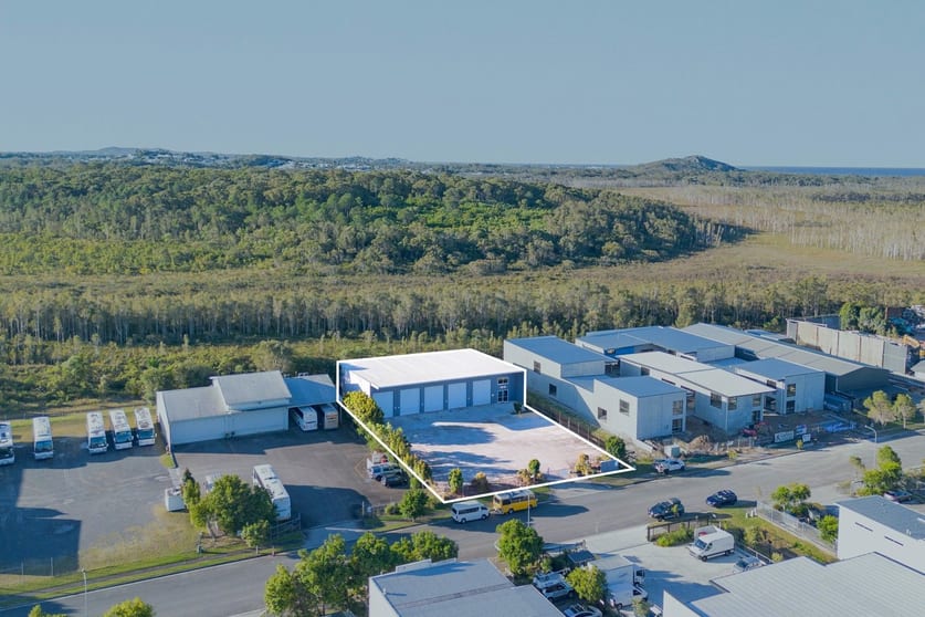 Click to view all images 72 Link Crescent Coolum Beach QLD 4573 - Image 1