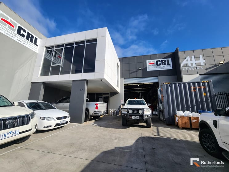 19 Venture Drive Sunshine West VIC 3020 - Image 2