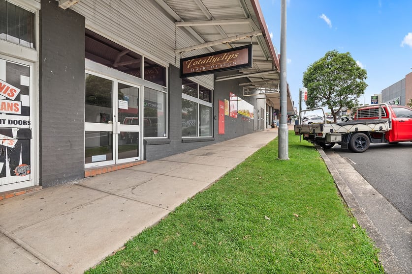 Click to view all images 116-118 Princes Highway Ulladulla NSW 2539 - Image 2
