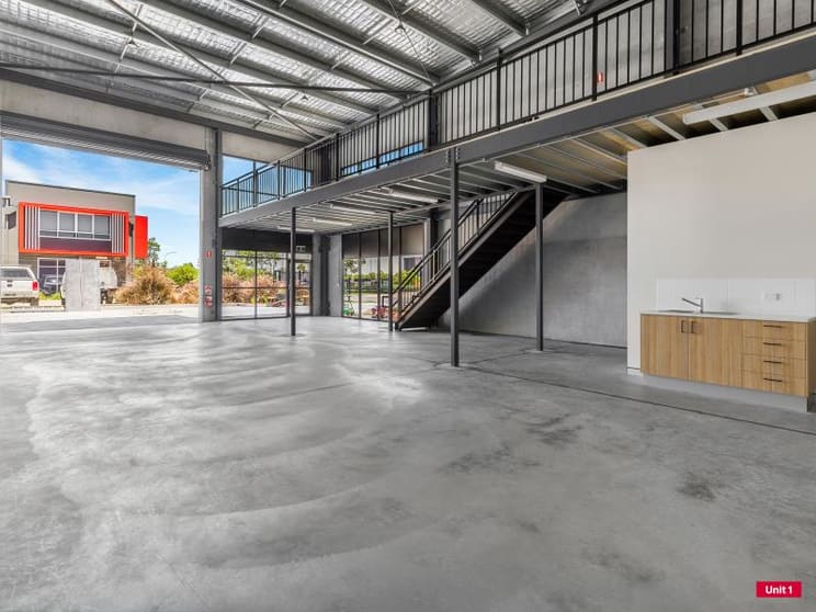 Unit 1/48 Riverside Drive Mayfield West NSW 2304 - Image 2