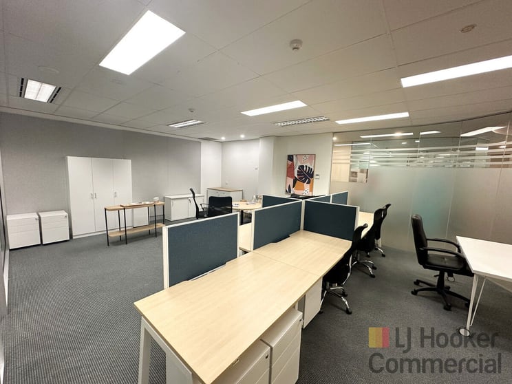 Click to view all images 2.32/4 Ilya Avenue Erina NSW 2250 - Image 3