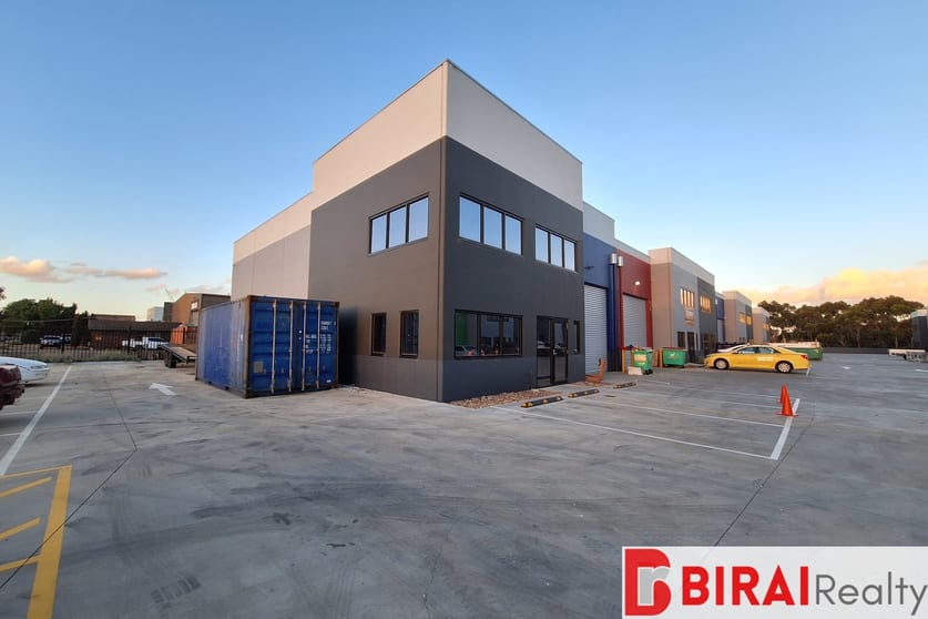 Click to view all images 1/22-24 Reid Street Ardeer VIC 3022 - Image 1